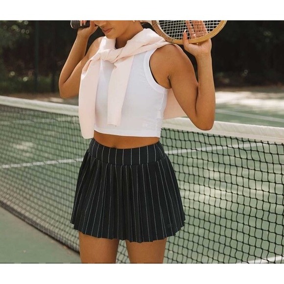 ALBION TIE BREAKER TENNIS SKIRT‎ NAVY PINSTRIPE Medium - Picture 1 of 7